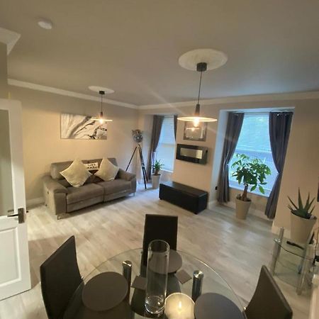 River View Apartment Suite Cork Bagian luar foto
