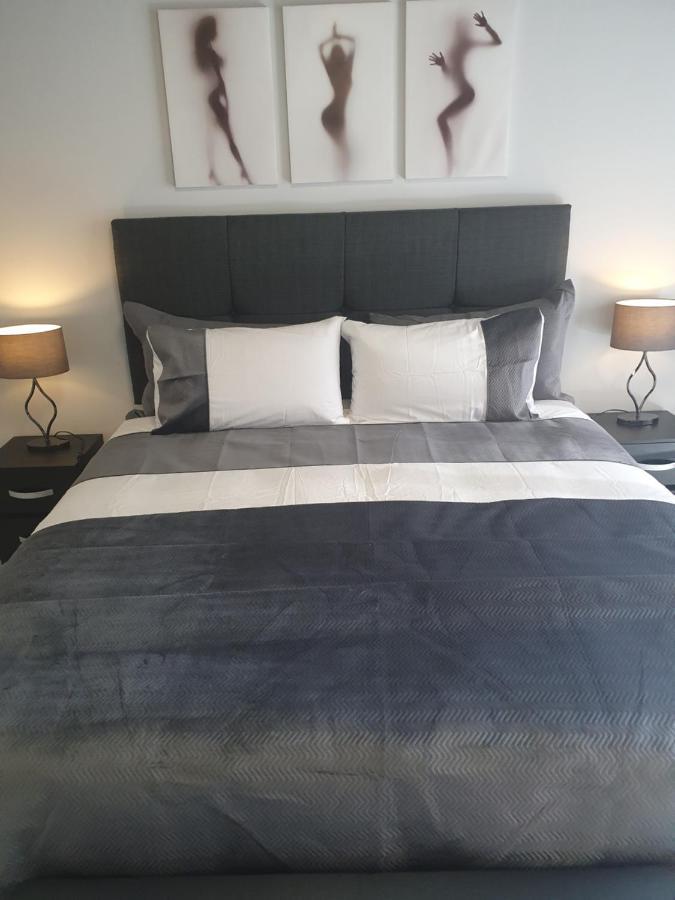 River View Apartment Suite Cork Bagian luar foto